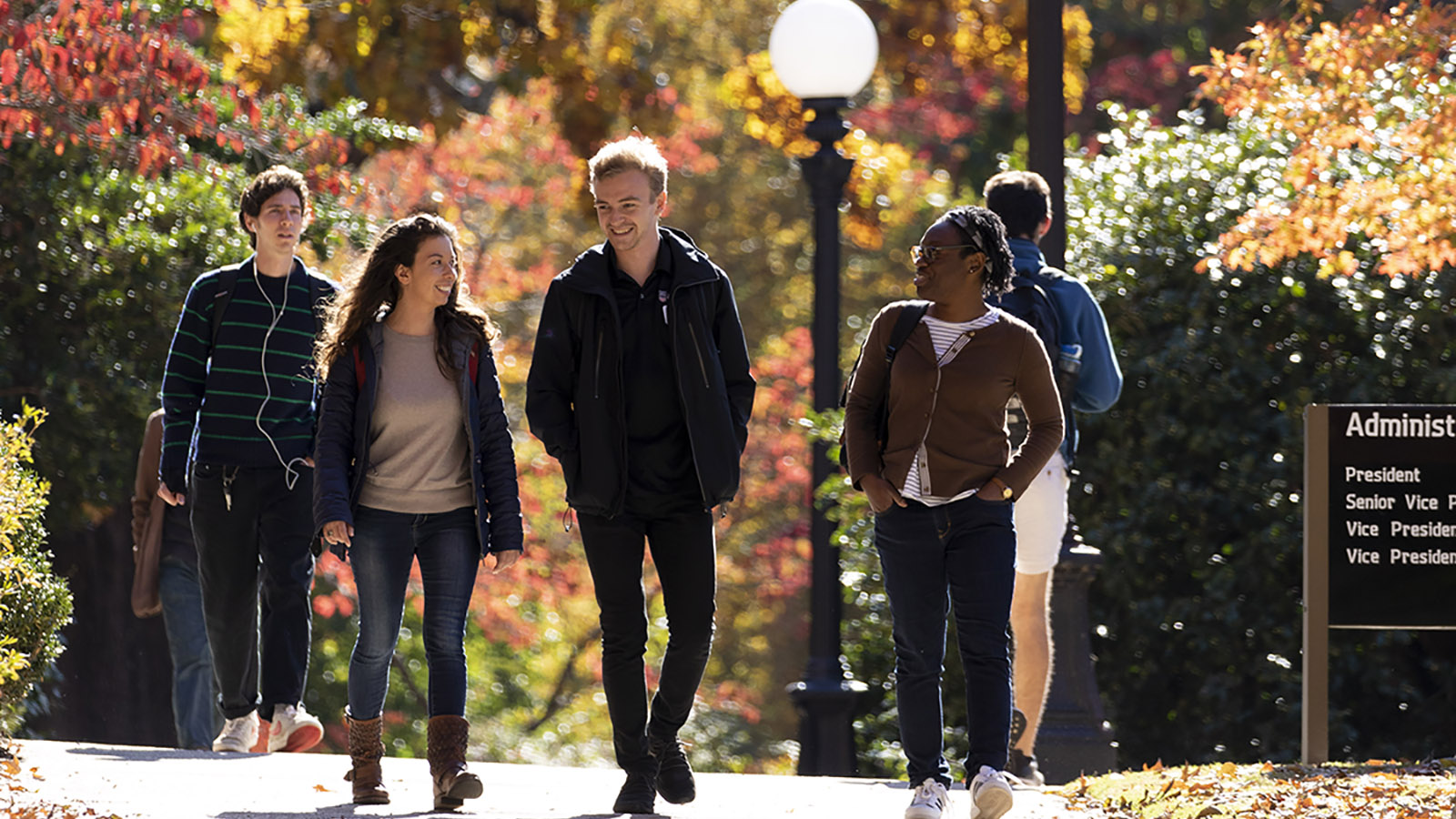 students-on-campus-in-fall-before-COVID-19